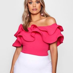 Ruffle crop top PLUS